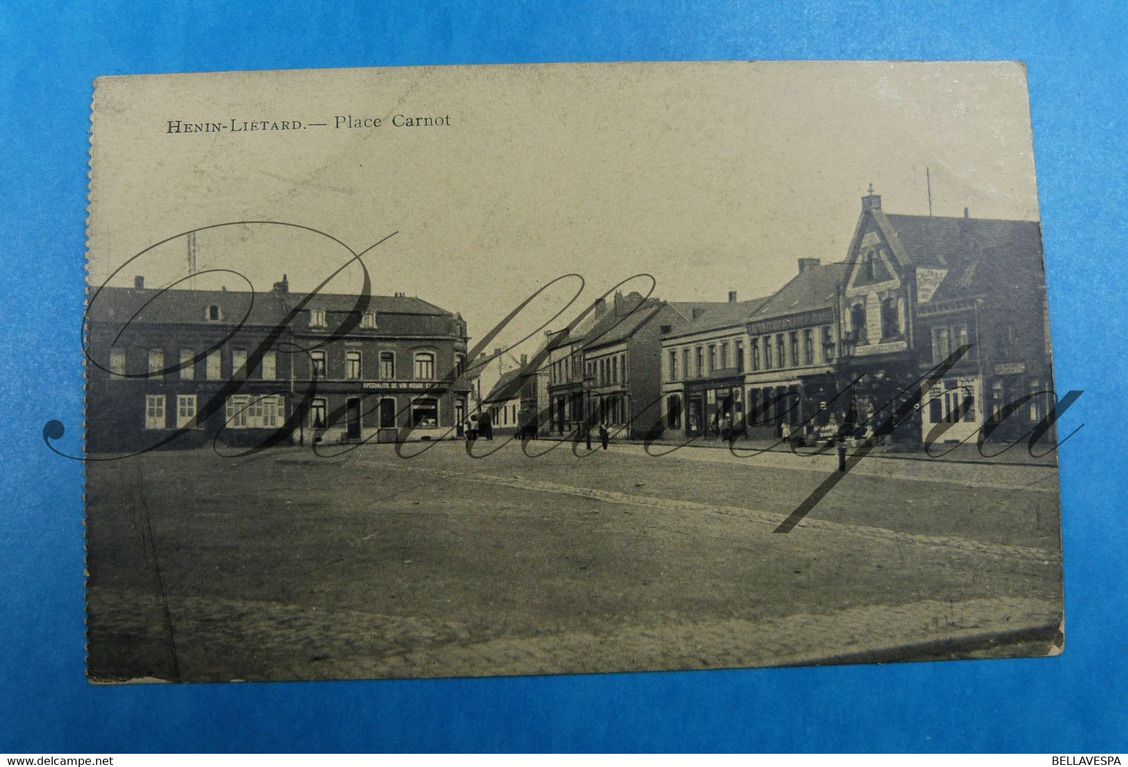 Henin-Lietard. Place Carnot. - Autres & Non Classés