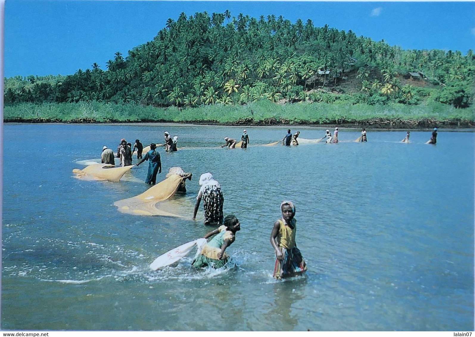 Carte Postale : MAYOTTE : Pêche Au Djarifa Dans La Baie De Chiconi - Mayotte