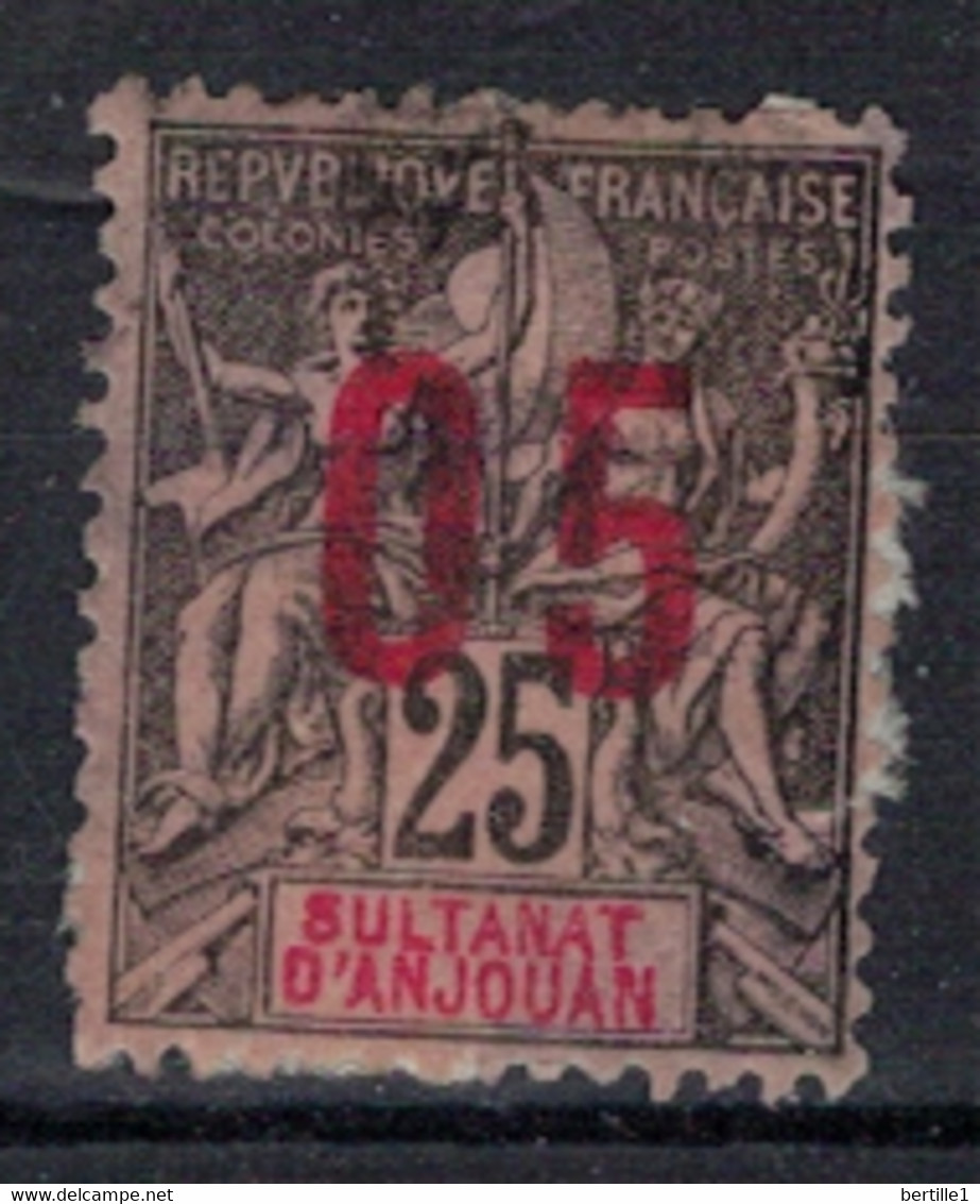 ANJOUAN      N°  YVERT  24    OBLITERE       ( OB 10/17 ) - Used Stamps