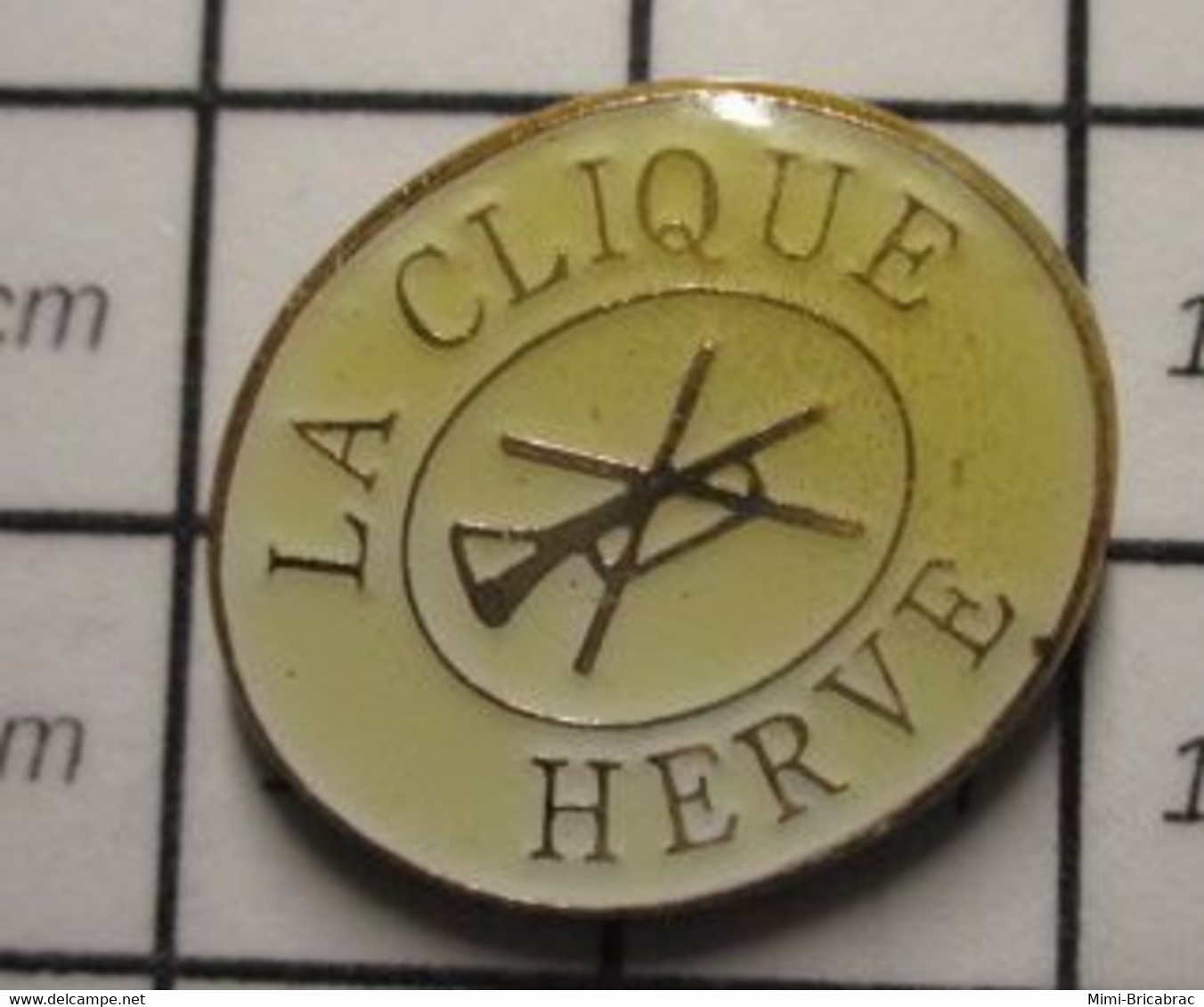 2019 Pin's Pins / Beau Et Rare / THEME : MUSIQUE / FANFARE ORCHESTRE LA CLIQUE HERVE Région Wallonne Liège Verviers - Musique