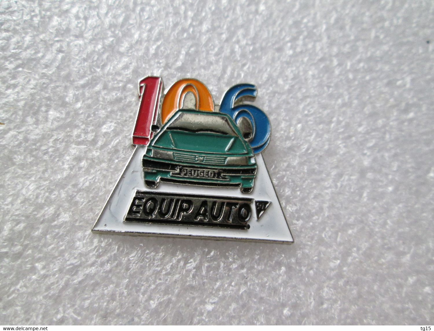 PIN'S   PEUGEOT  106  EQUIP AUTO - Peugeot