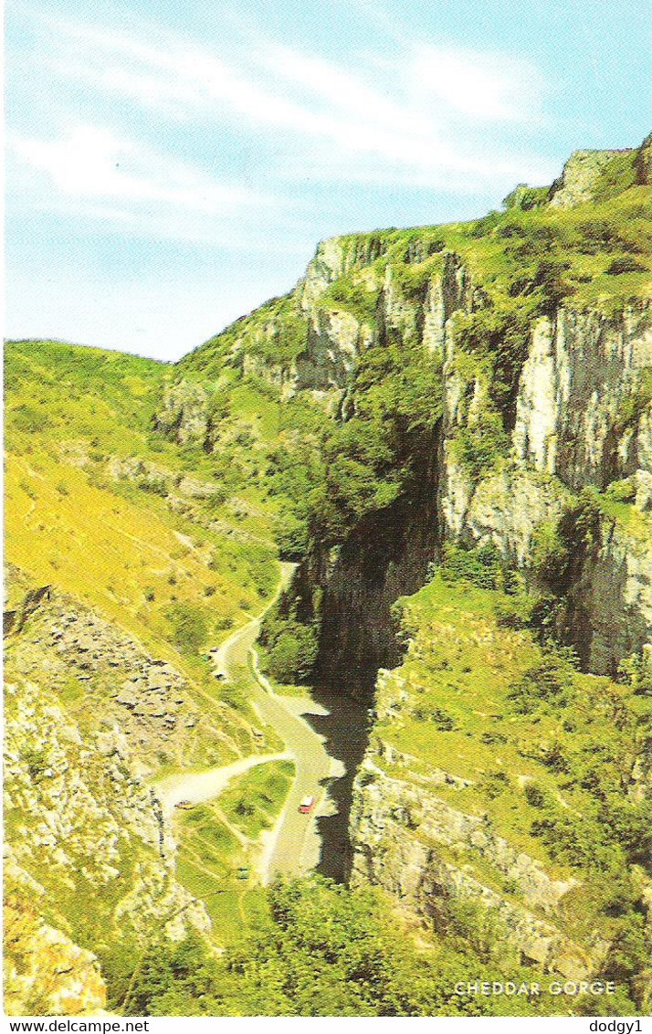 THE CHEDDAR GORGE, SOMERSET, ENGLAND. UNUSED POSTCARD Kw7 - Cheddar