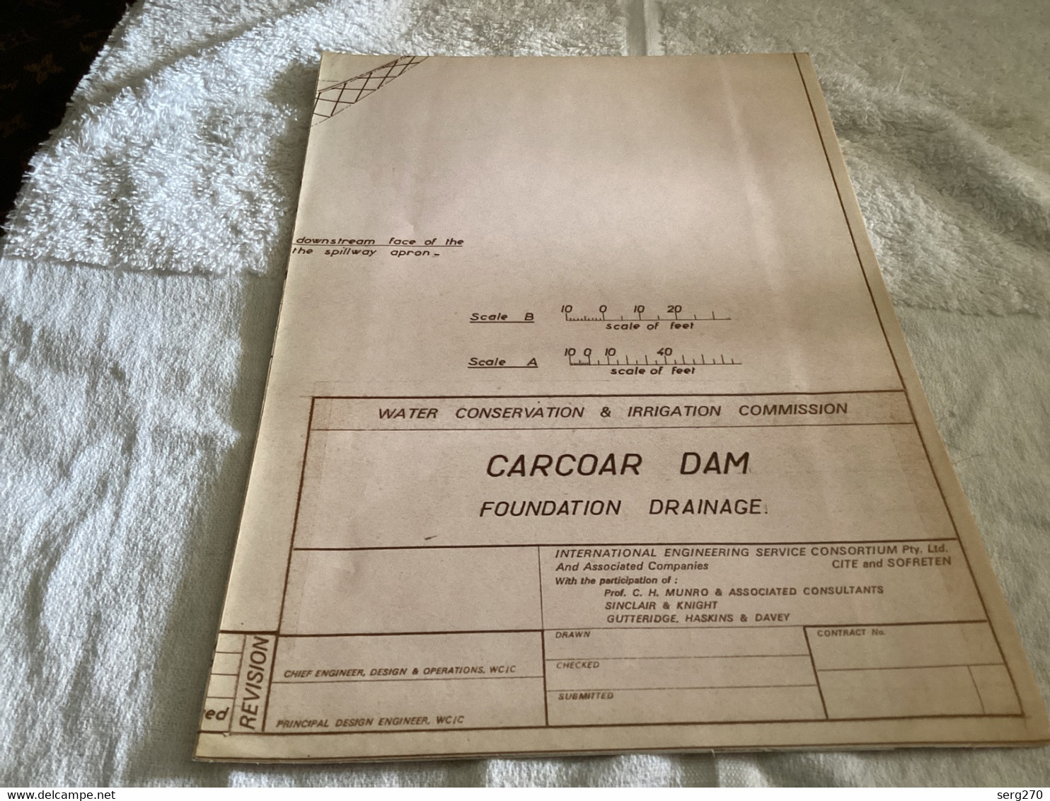 Plan  Carcoar Dam WATER CONSERVATION & IRRIGATION COMMISSION CARCOAR DAM COMPARAISON ENTRE LES FORMES REELLES DU BARRAGE - Travaux Publics