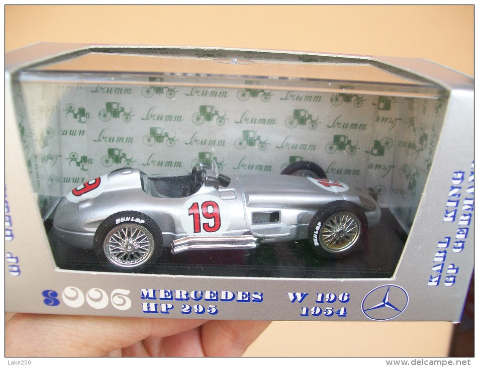 BRUMM - S006 -  MERCEDES W 196 GP GERMANIA KARL KING Avec Sa BOITE  Scala 1/43 - Brumm