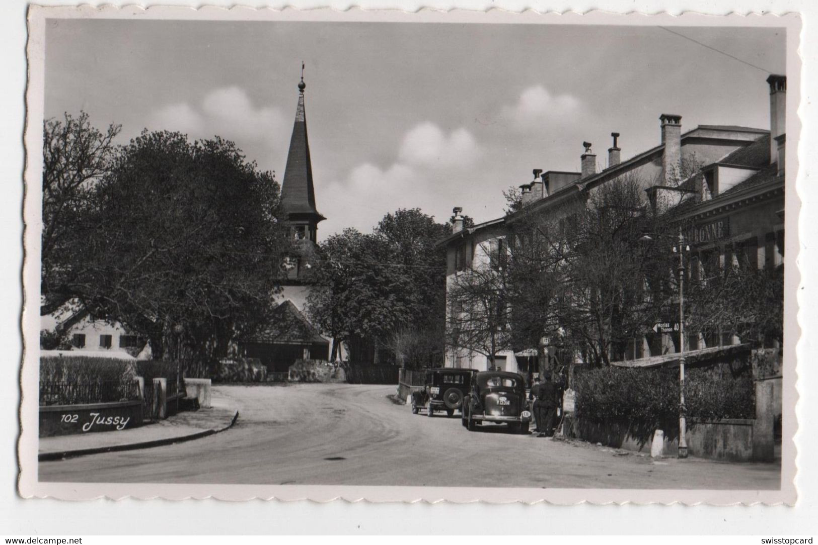 JUSSY Hotel Oldtimer Auto Tanksäule - Jussy