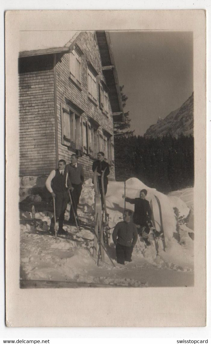 Urnäsch SCHWÄGALP Naturfreundehaus Ski 5 Männer Im Schnee - Urnäsch