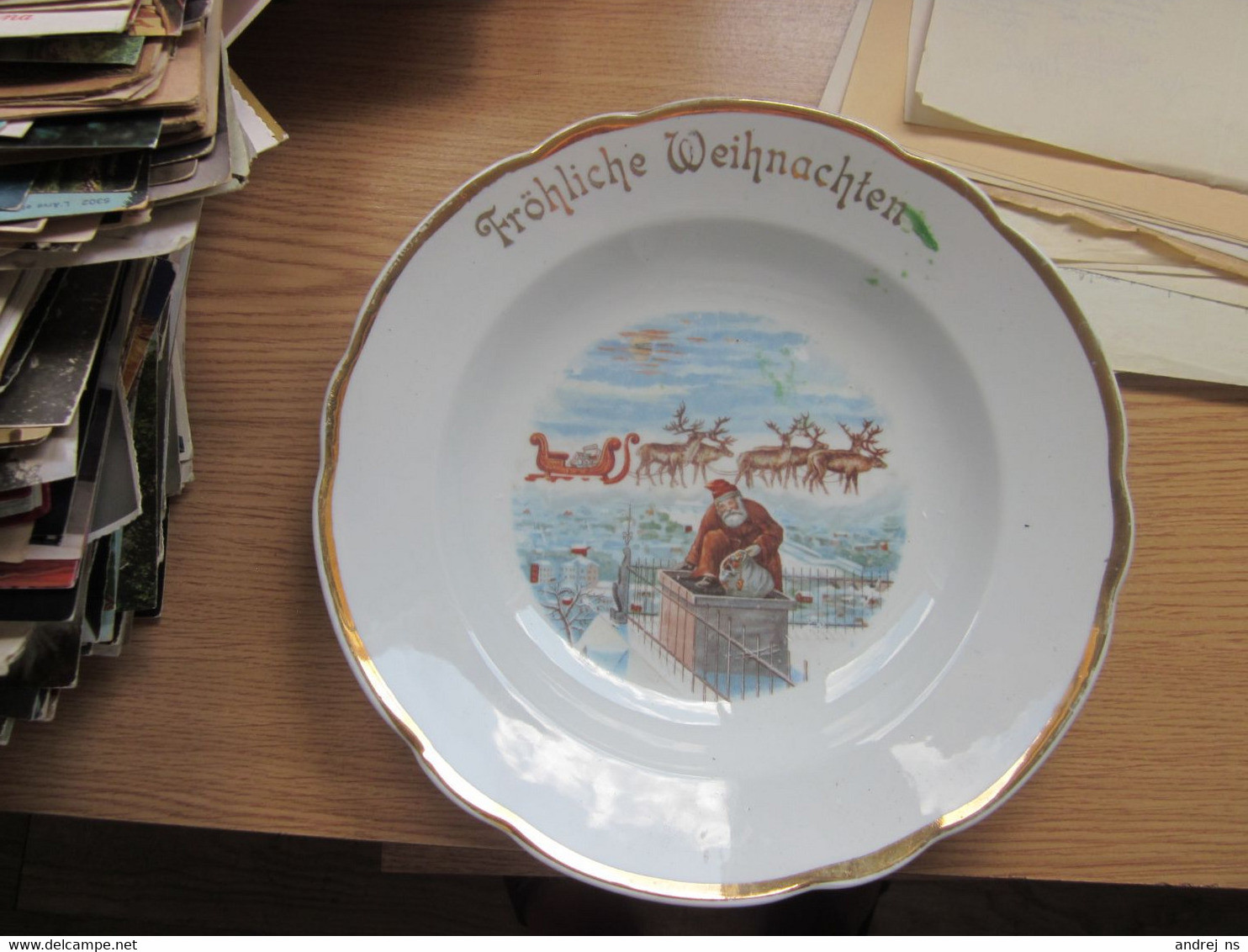 Old Porcelain Plate, Santa Claus Christmas Frohliche Weihnachten Diameter 24 Cm - Other & Unclassified