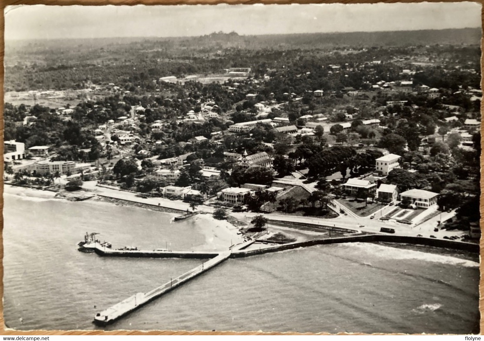 Gabon - Libreville - Vue Aérienne Sur Le Warf - Gabun