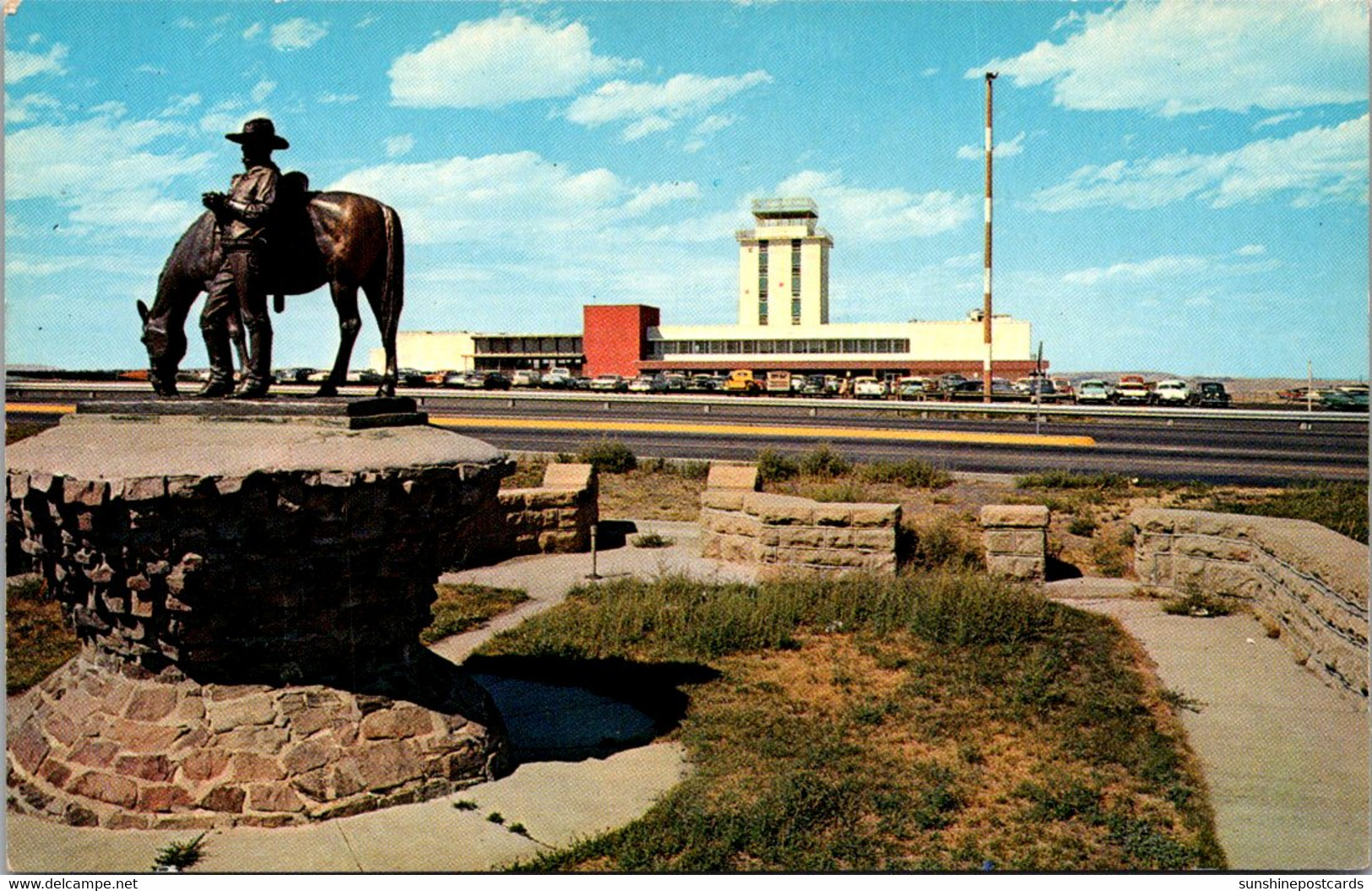 Montana Billings Municipal Airport Range Rider Of The Yellowstone Statue - Billings