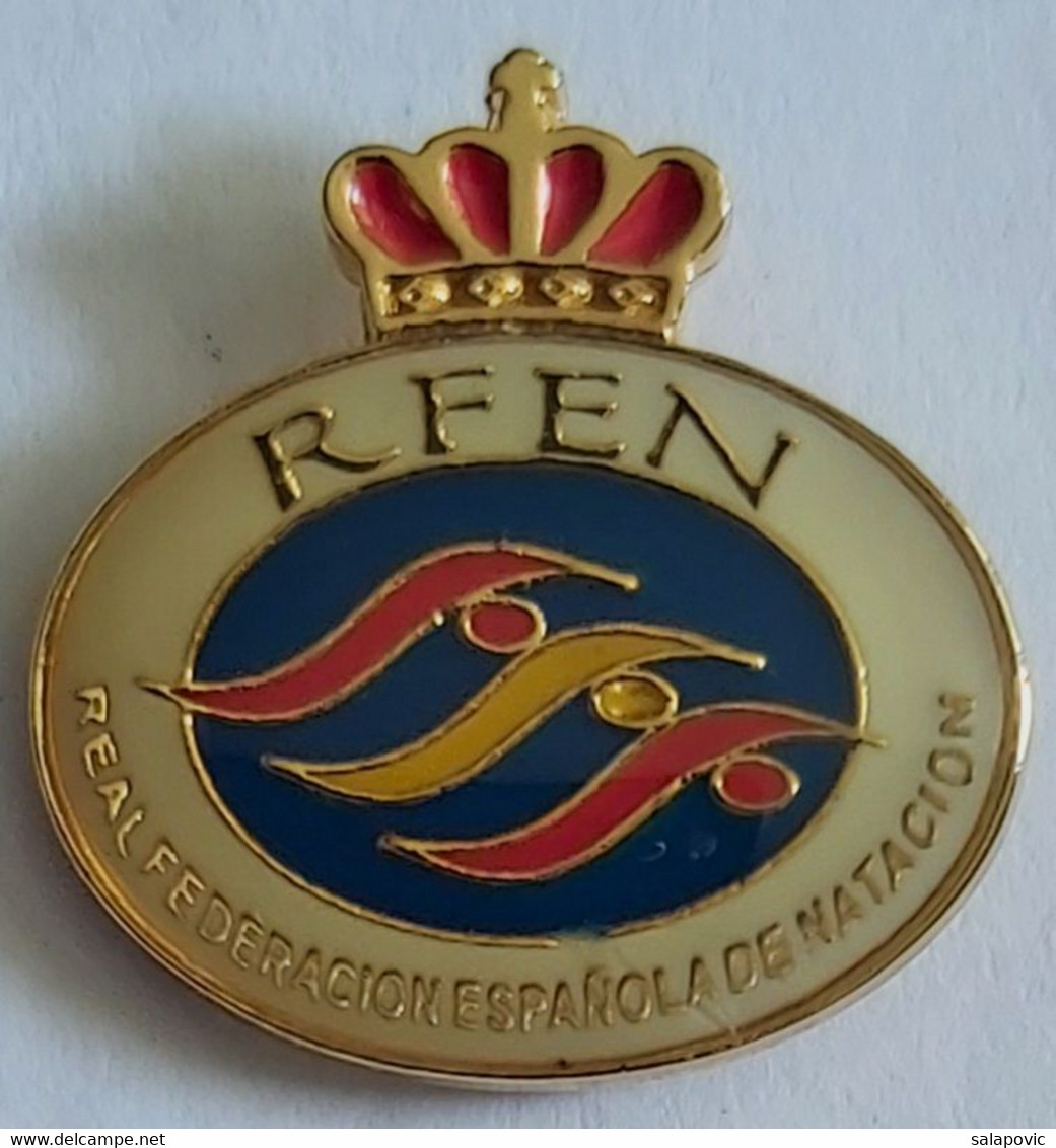 Real Federación Española De Natación Royal Spanish Swimming Spain Federation Association Union PIN A8/10 - Natation