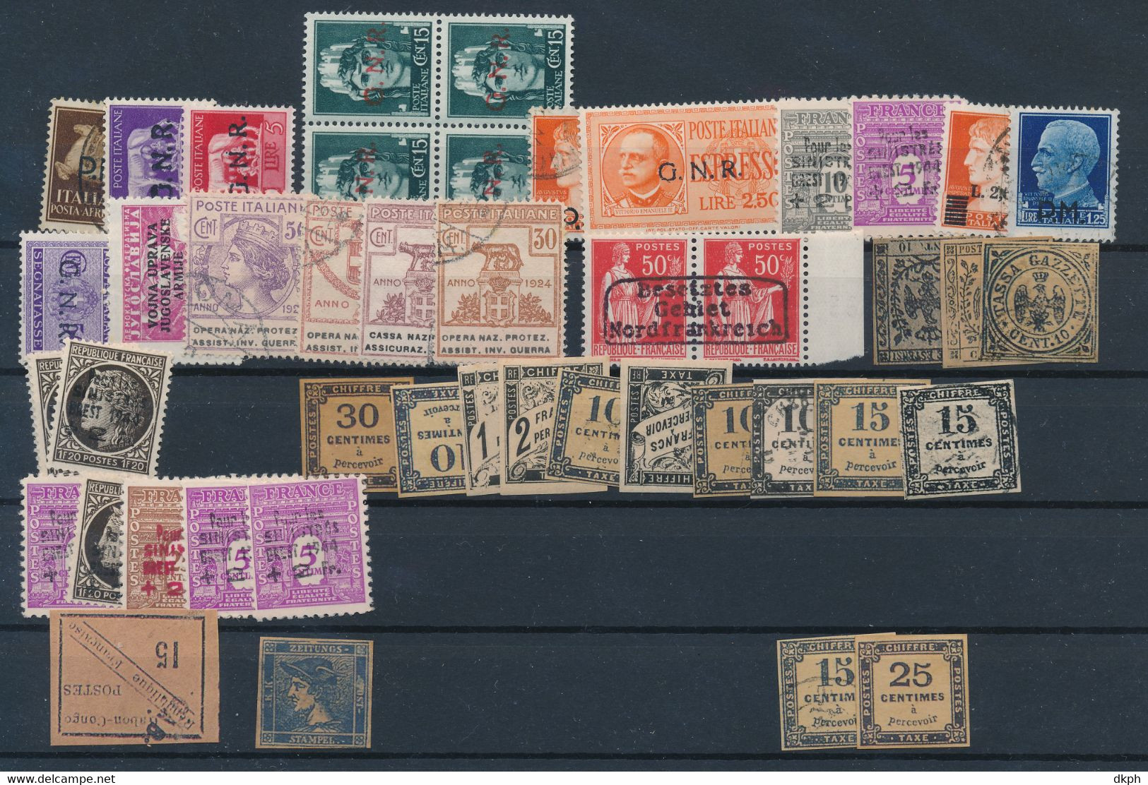 LOT DE TIMBRES FAUX DU MONDE