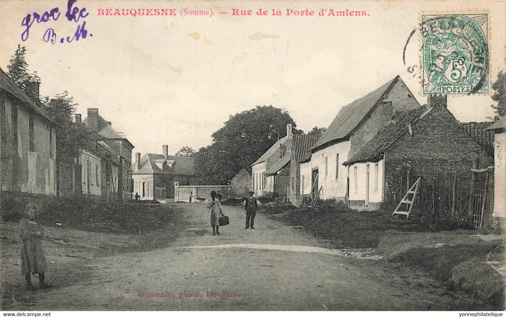 80 - SOMME - BEAUQUESNE - Rue De La Porte D'Amiens - Superbe -10320 - Beauquesne