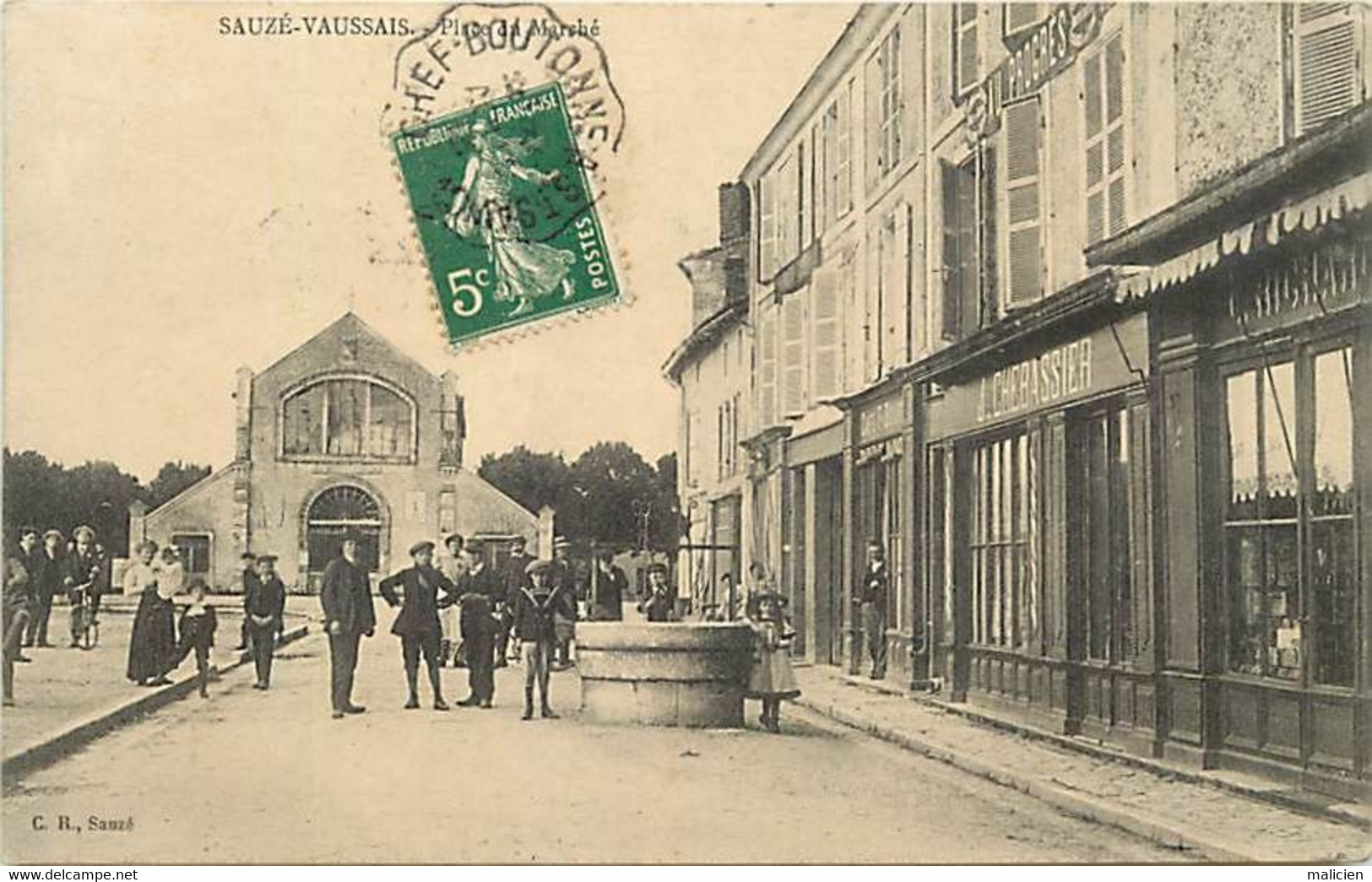 Dpts Div.-ref-BD457- Deux Sèvres - Sauzé Vaussais -place Du Marché - Magasin Chebassier - Café - Halle - - Sauze Vaussais