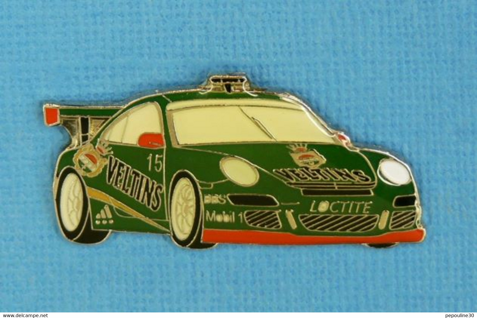 1 PIN'S //  ** PORSCHE 911 / VELTINS N°15 / 1997 ** - Porsche