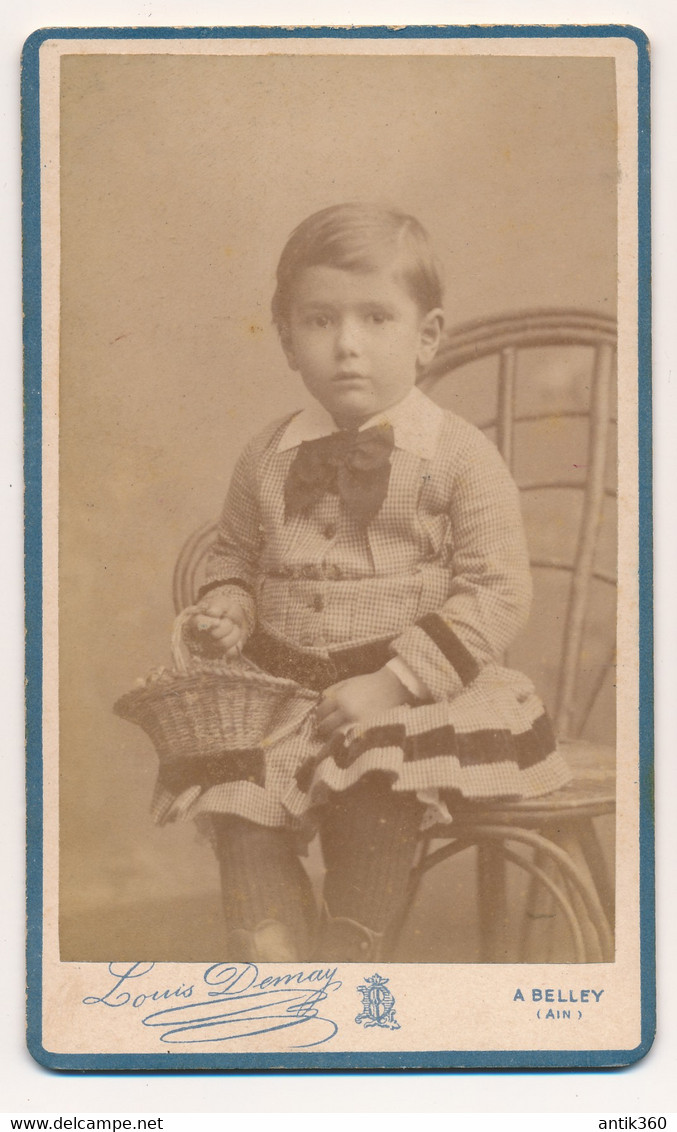 Photographie XIXe CDV Portrait D'un Bébé Et Son Panier Photographe Demay Belley - Ancianas (antes De 1900)