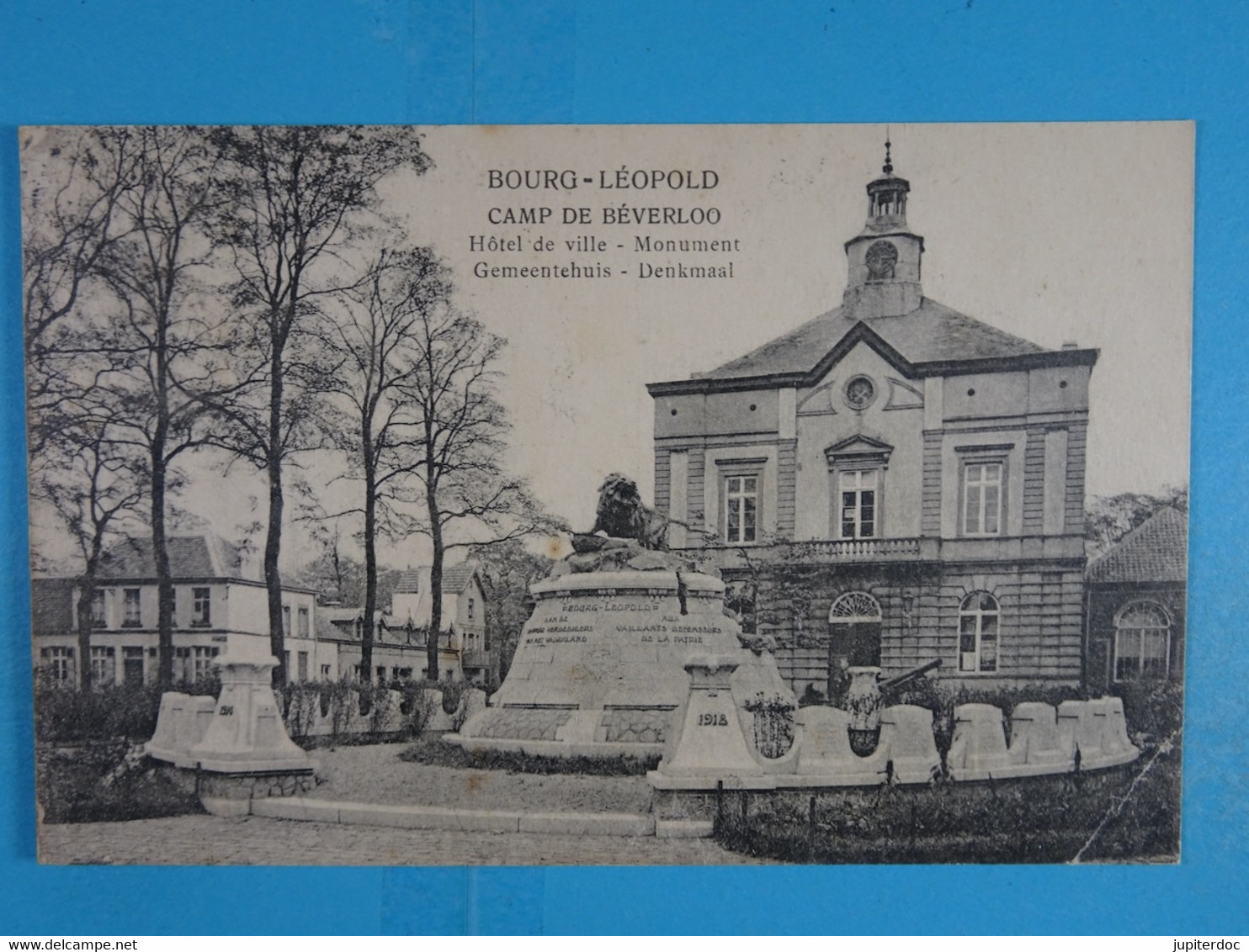 Bourg-Léopold Camp De Beverloo Hôtel De Ville Monument Gemeentehuis Denkmaal - Leopoldsburg (Camp De Beverloo)