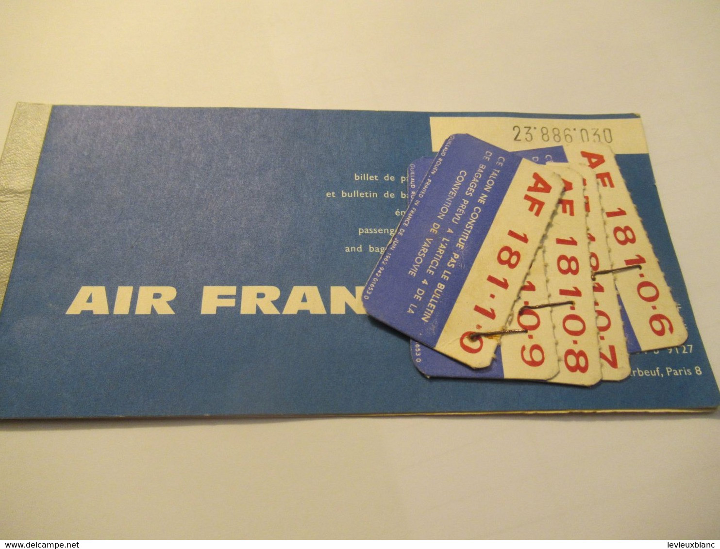 Aviation Commerciale/ AIR-FRANCE/Billet D'Avion/Spécial Militaire/CAYENNE-FORT De FRANCE / Renaudin/1963           BIAV3 - Carte D'imbarco