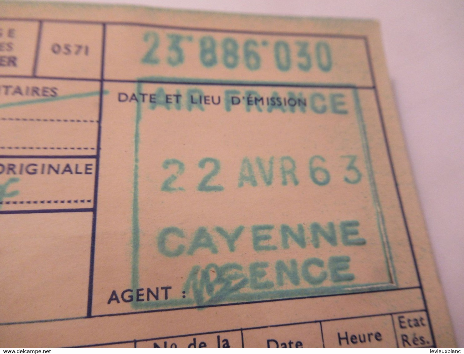 Aviation Commerciale/ AIR-FRANCE/Billet D'Avion/Spécial Militaire/CAYENNE-FORT De FRANCE / Renaudin/1963           BIAV3 - Instapkaart