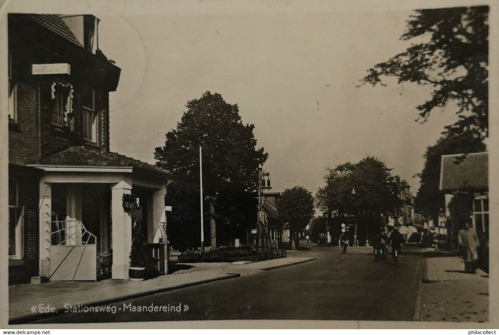 Ede // Stationsweg - Maandereind 1953 - Ede