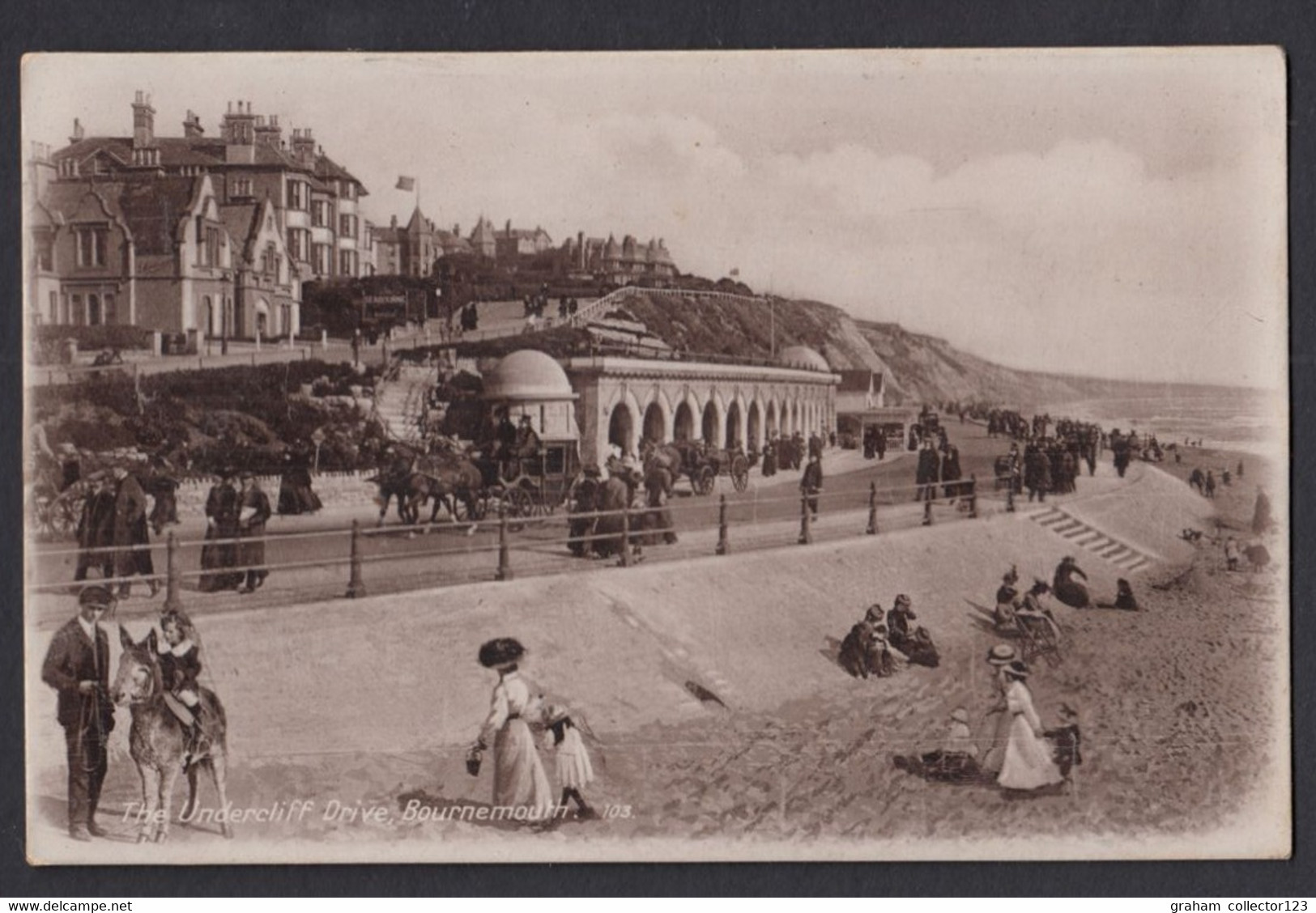 Vintage Postcard Postale Carte Postkarte Undercliff Drive Bournemouth Posted With Early KGV Stamp - Bournemouth (bis 1972)