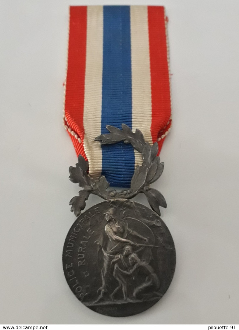 Médaille D'Honneur De La Police Municipale Et Rurale, Coudray. - Frankreich