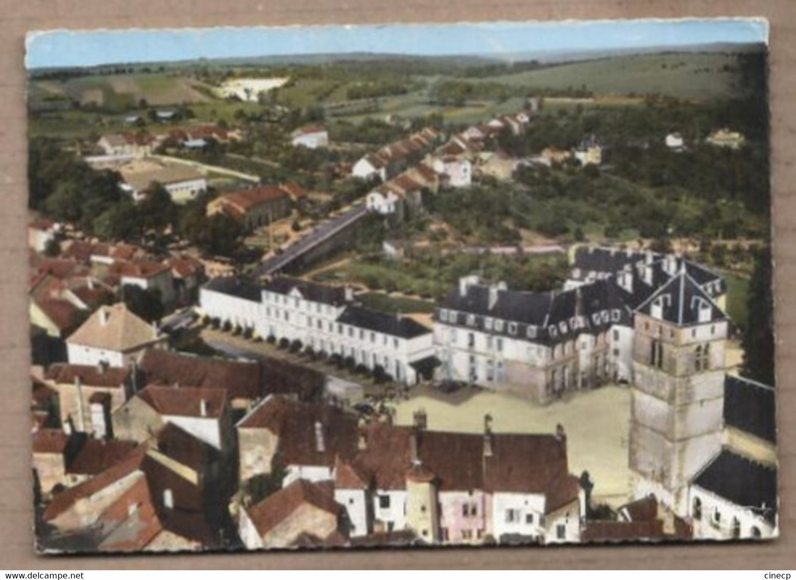 CPSM 70 - CHAMPLITTE - Le Clocher , Le Château Et La Route De Langres - Vue Aérienne - TB CENTRE VILLAGE - Champlitte