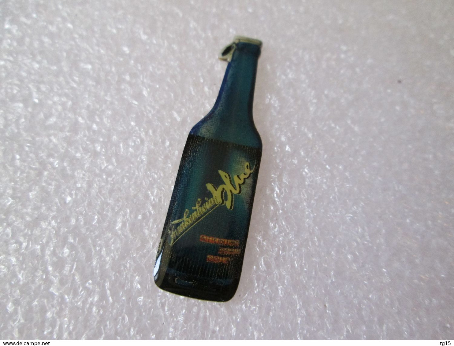 PIN'S    BIÈRE FRANKENHEIM BLUE - Bière