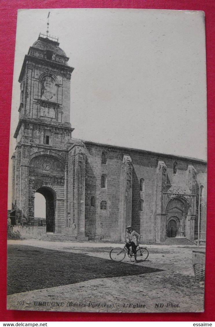 Carte Postale. Pyrénées Atlantiques (basses). Urrugne. L'église. Vélo Cycliste - Urrugne