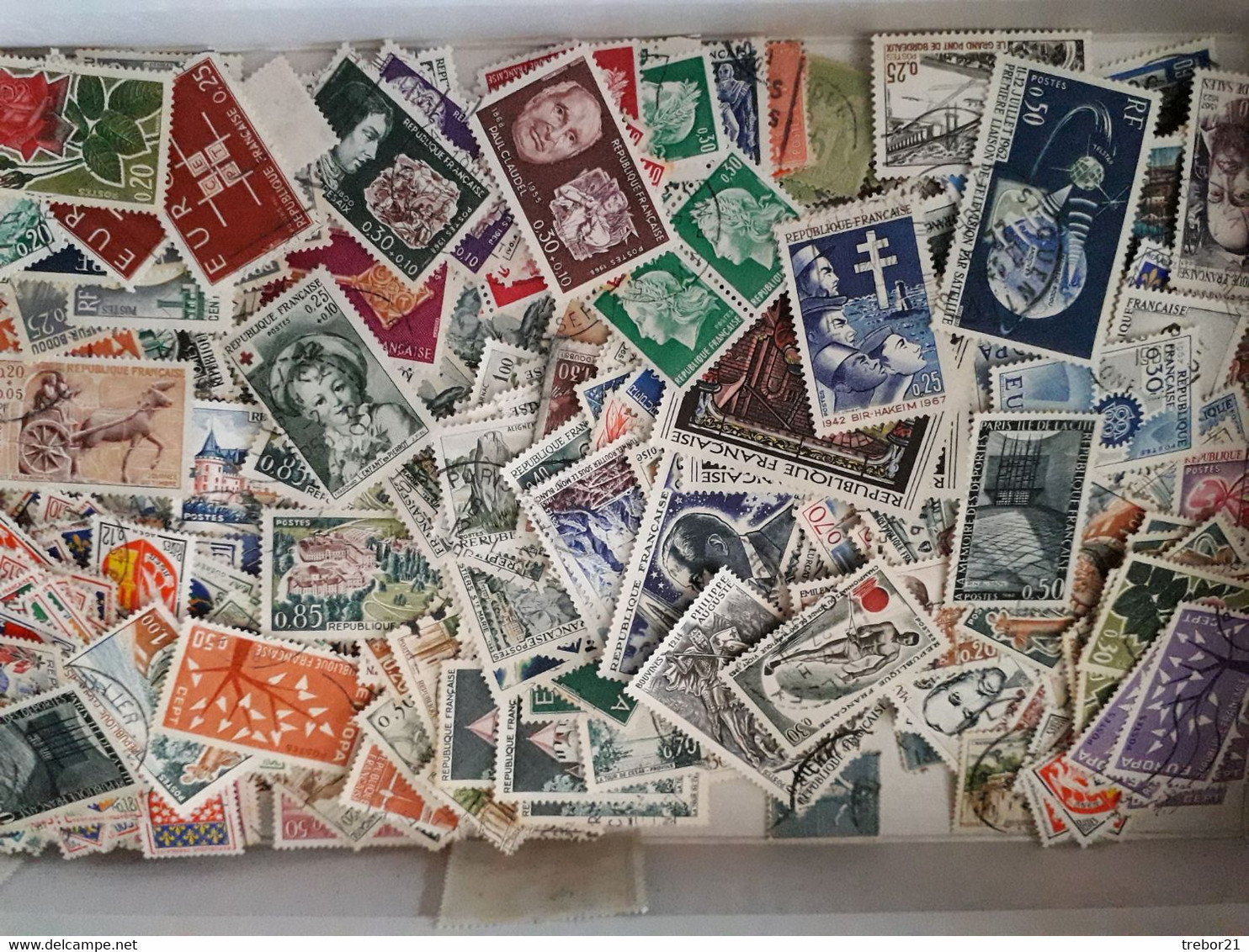 FRANCE - Rien Qu'en FRANCS ( Avant 1961 ). 370 Grammes - Lots & Kiloware (mixtures) - Min. 1000 Stamps