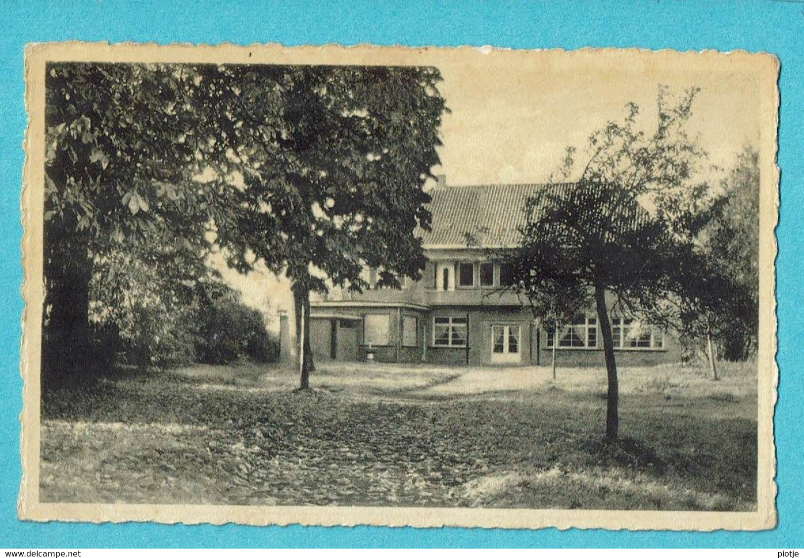 * Wielsbeke (West Vlaanderen) * (Nels, Foto Daniel Oostroozebeke) Kasteel Hernieuwenburg, Chateau, Schloss, Castle - Wielsbeke