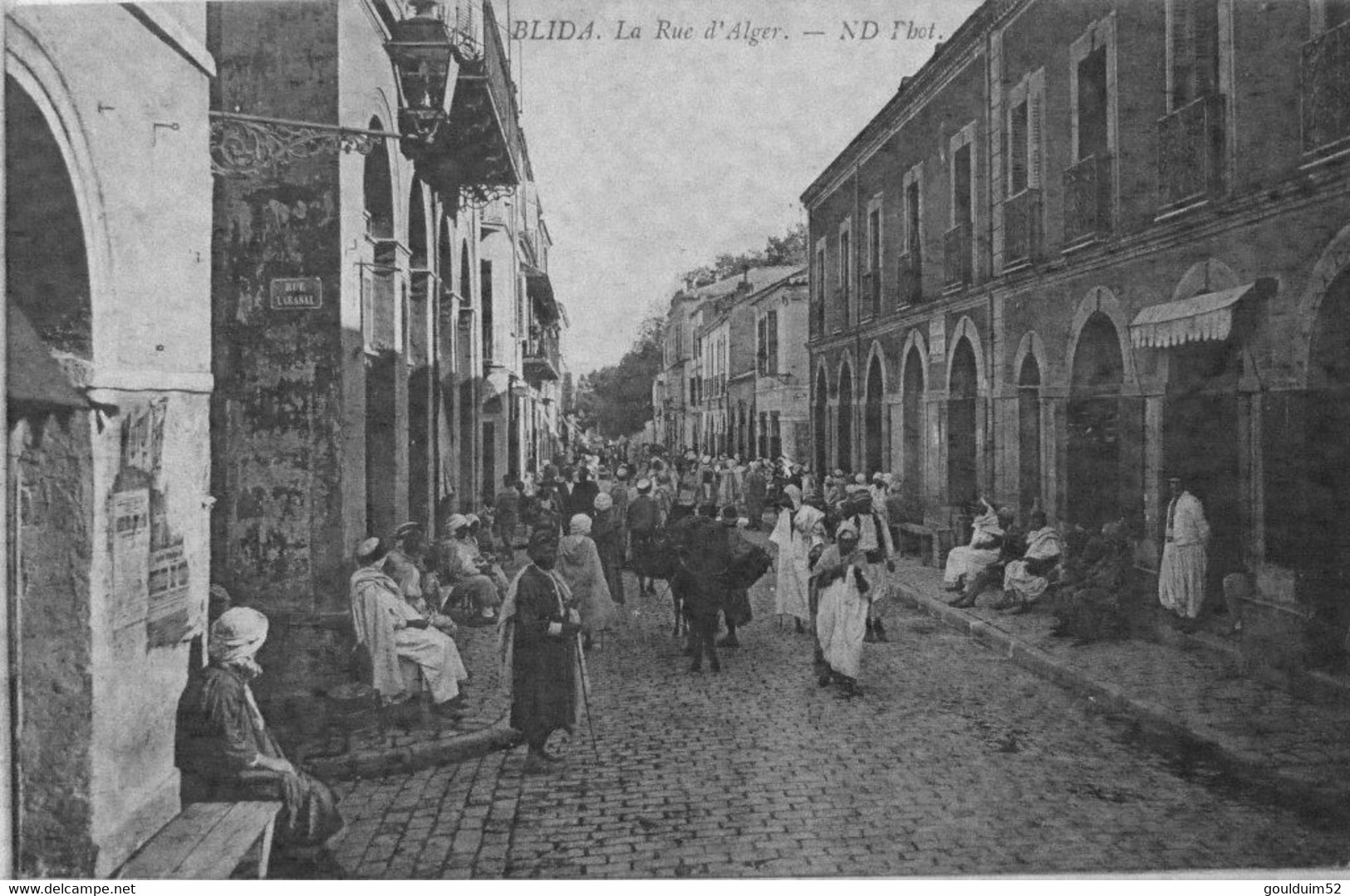 La Rue D'Alger - Blida