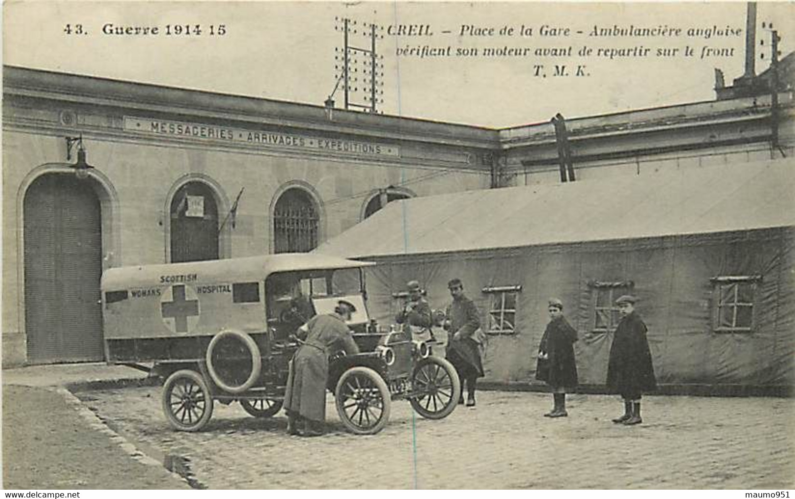 60 CREIL - Place De La Gare. Ambulancière Anglaise - Creil
