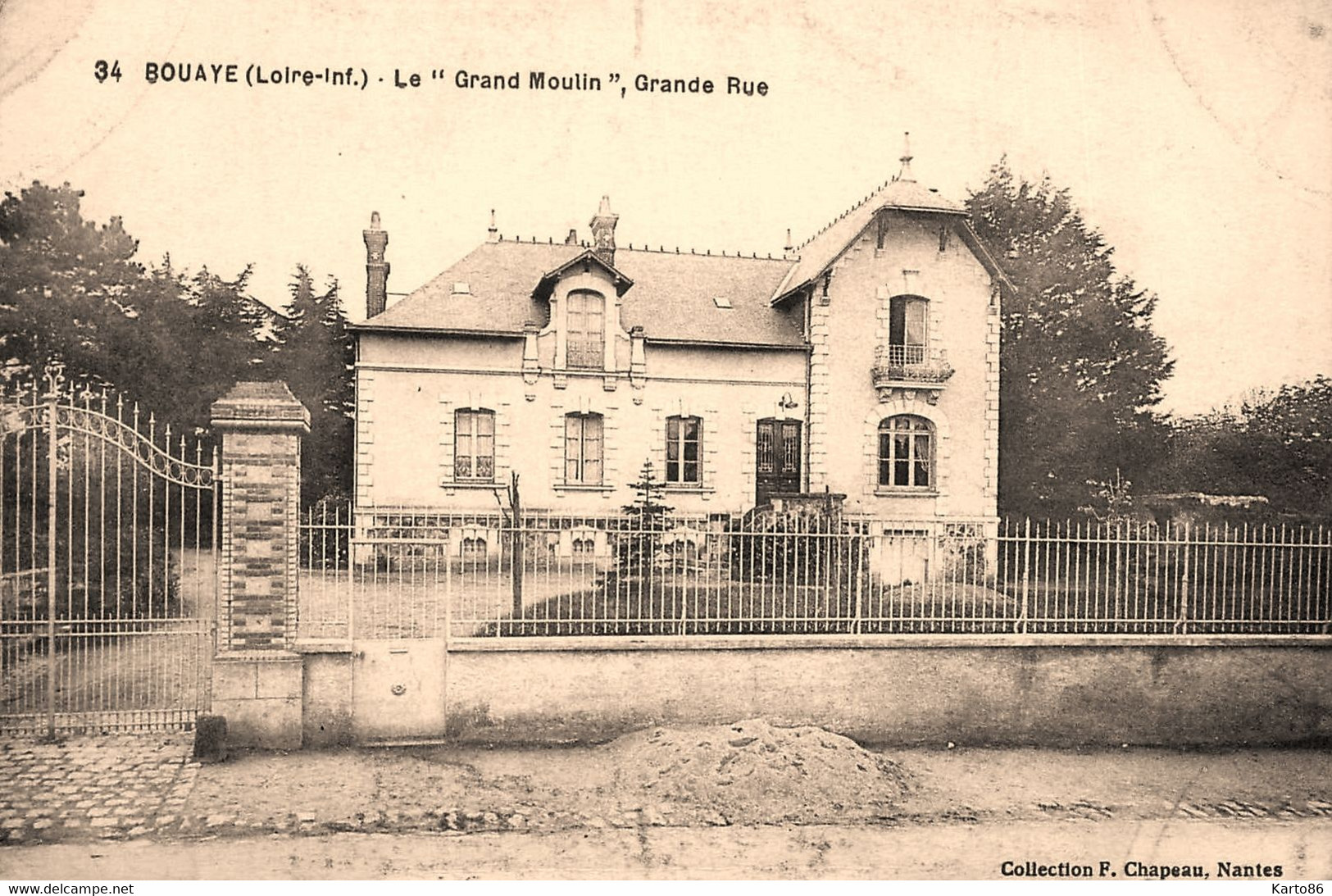 Bouaye * " Le Grand Moulin " , Grande Rue - Bouaye