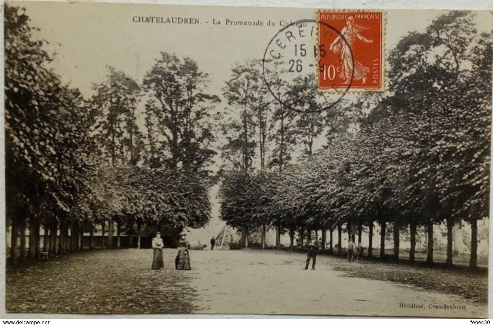 22 Chatelaudren (Côtes D'Armor) La Promenade Du Château - Châtelaudren