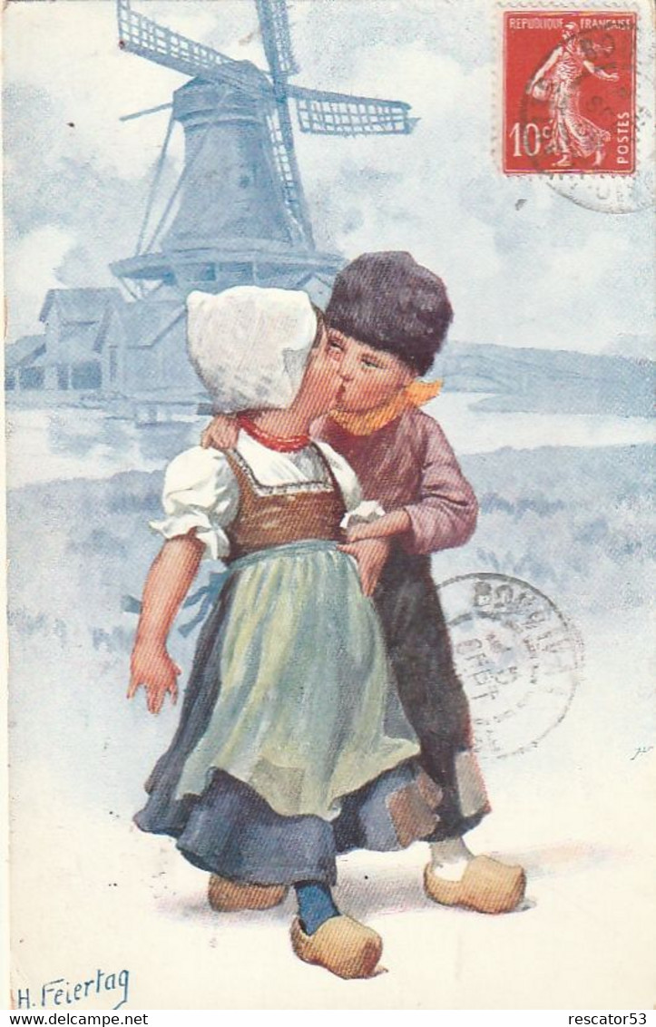 Cpa Illustration Deux Petits Enfants Des Flandres S'embrassant - Nord-Pas-de-Calais