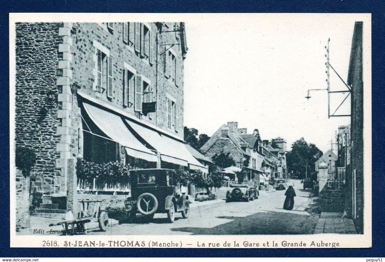 50. Saint-Jean-le-Thomas( Environs De Granville). La Rue De La Gare Et La Grande Auberge - Granville