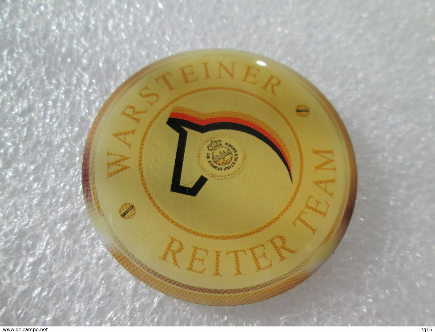 PIN'S    BIÈRE    WARSTEINER   REITER TEAM  Ø 36 - Bière