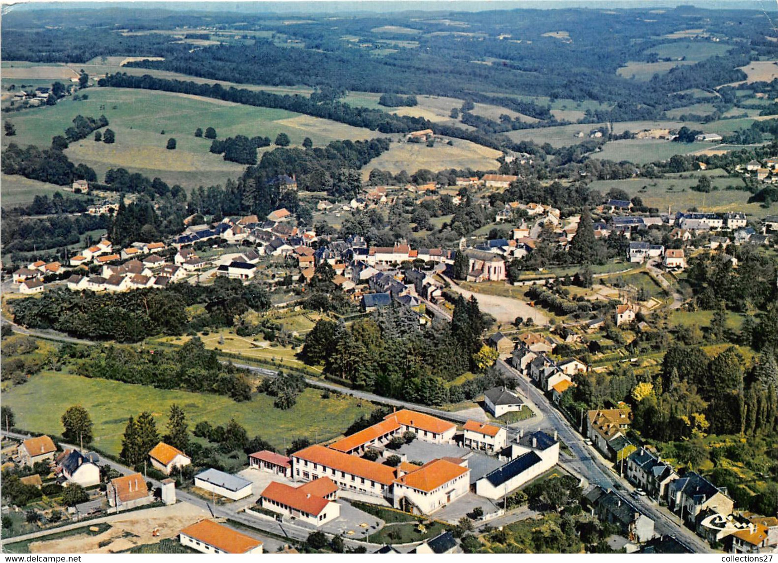 87-CHATEAUNEUF-LA-FORET- VUE AERIENNE - Chateauneuf La Foret