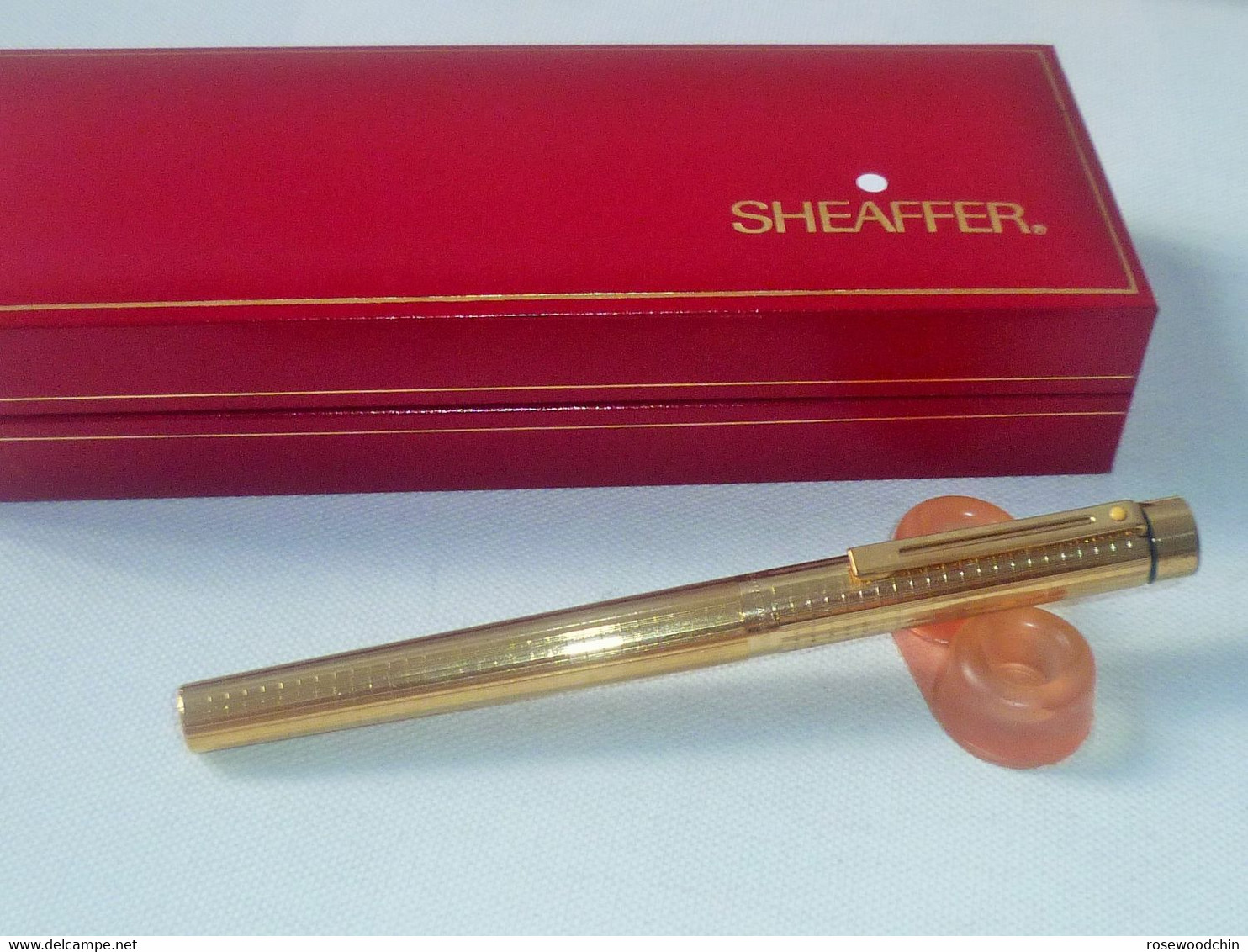 Vintage Sheaffer Targa 1007 Gold Electroplated Gold Nib Fountain Pen USA (#81) - Stylos