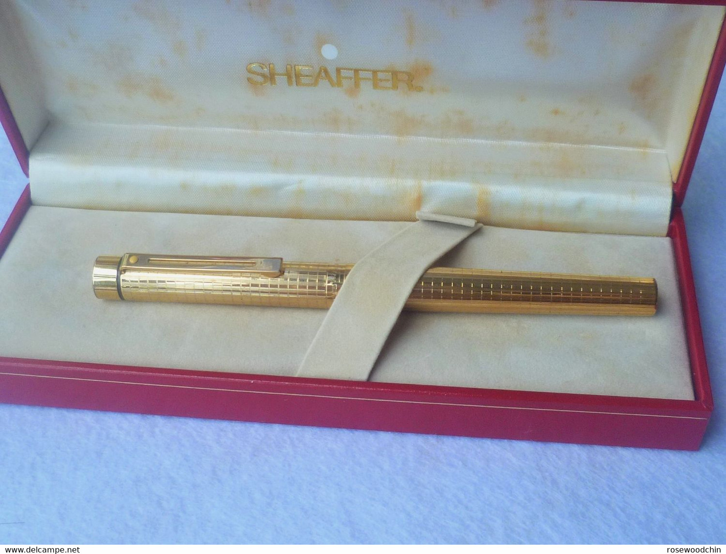 Vintage Sheaffer Targa 1007 Gold Electroplated Gold Nib Fountain Pen USA (#81) - Stylos