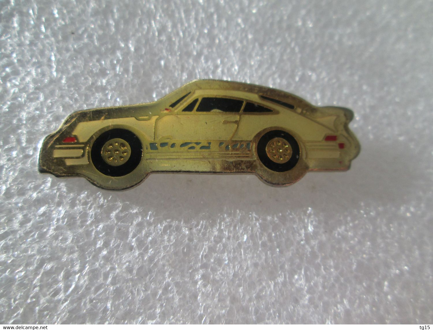 PIN'S    PORSCHE  CARRERA RS 2.7l  BLANCHE - Porsche