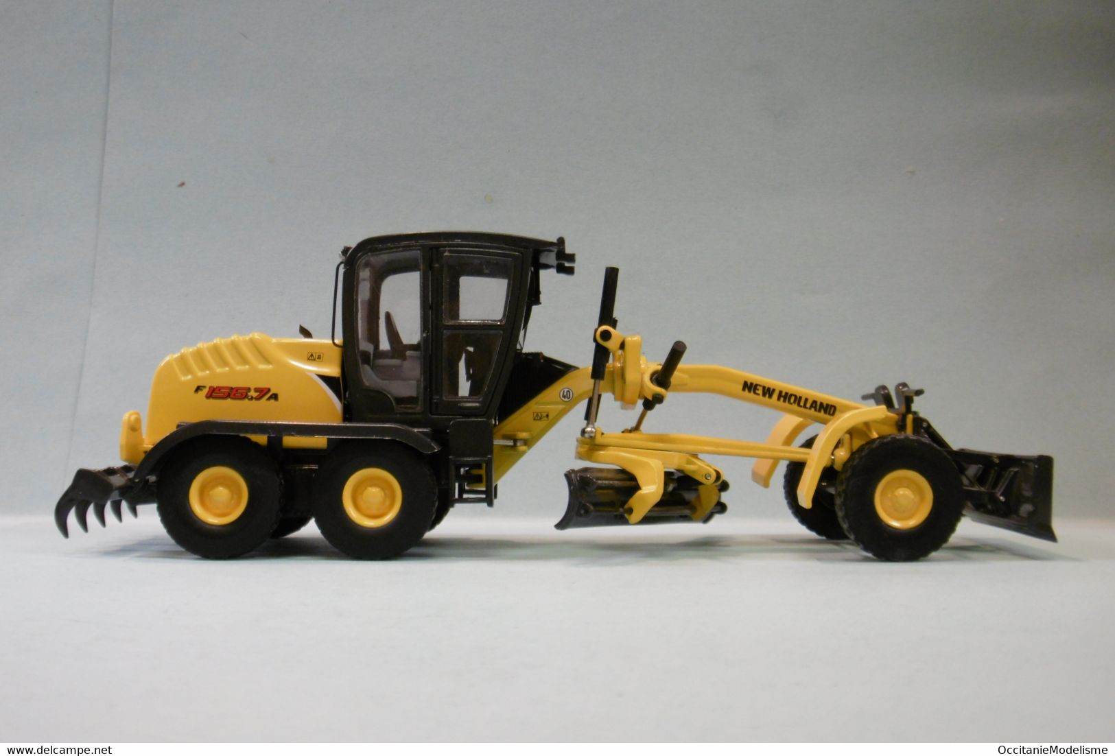 Motorart - NEW HOLLAND F156.7 Niveuleuse Réf. 13785 BO 1/50 - Trucks, Buses & Construction