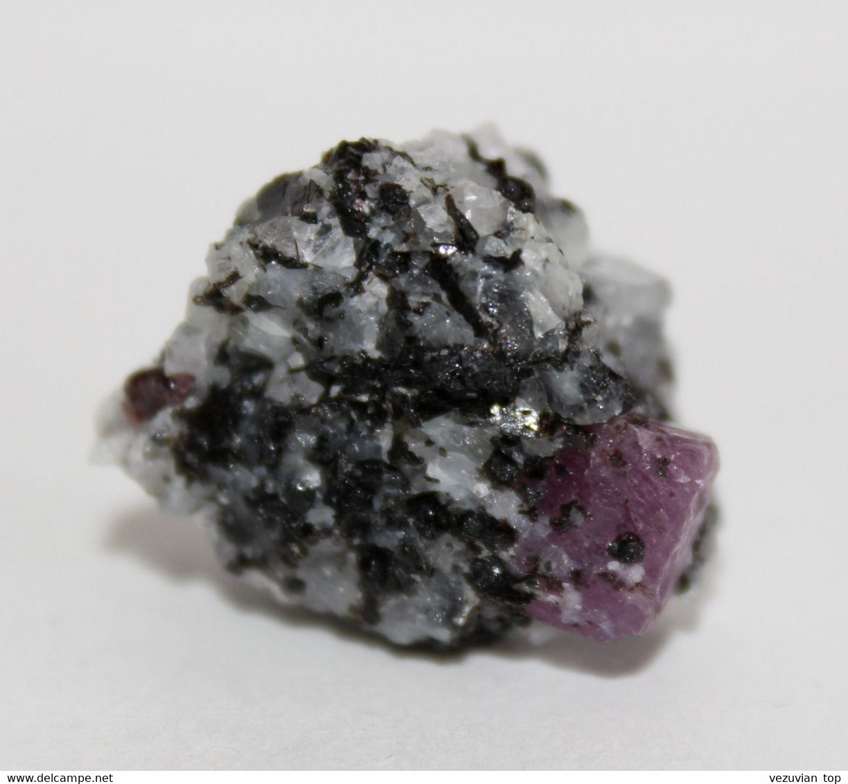 Red Corundum сrystal in garnet-plagioclase-biotite-gneiss