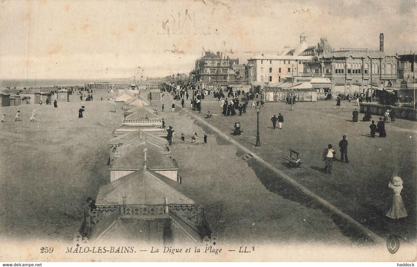 MALO LES BAINS : LA DIGUE ET LA PLAGE - Malo Les Bains