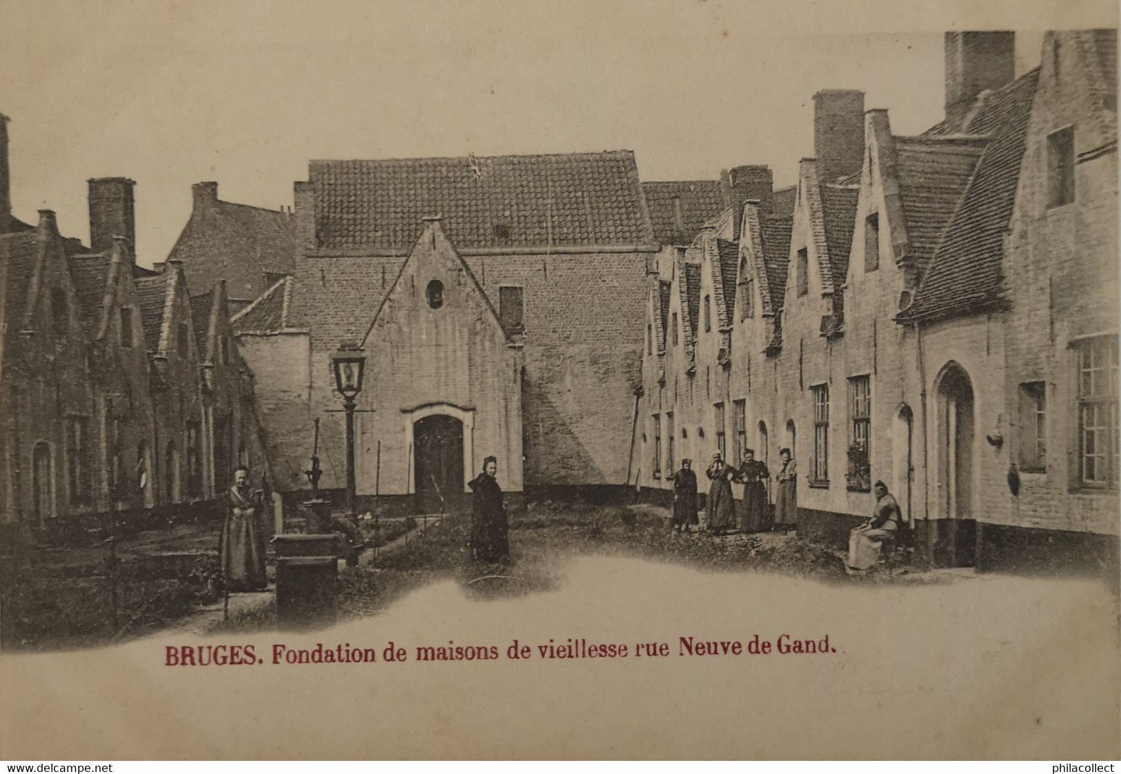 Brugge - Bruges  // Fondation De Maisons De Vieillessse - Rue Neuve De Gand Ca 1900 - Brugge