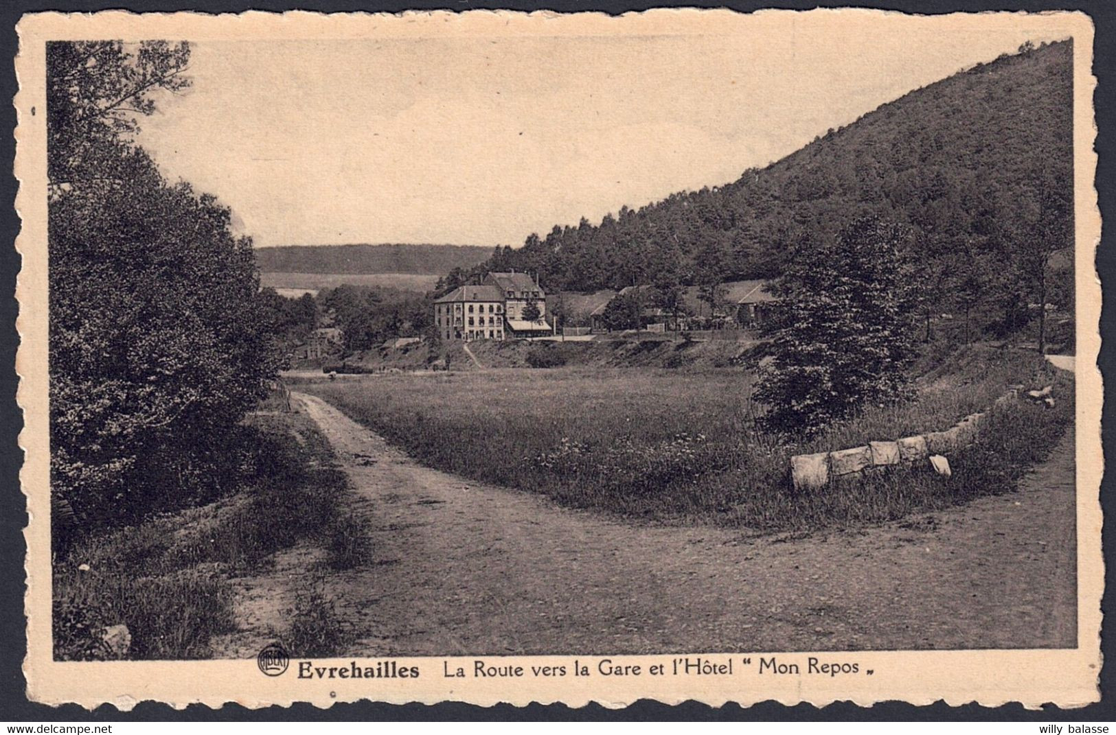 +++ CPA - EVREHAILLES - Route Vers La Gare Et Hôtel "Mon Repos"  // - Yvoir