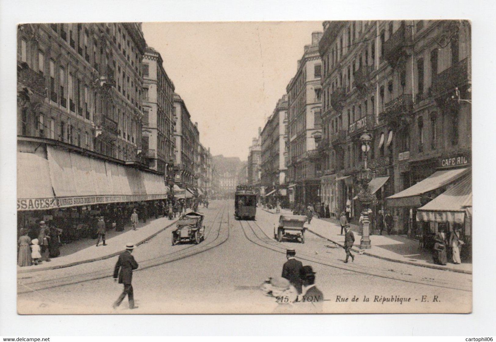 - CPA LYON (69) - Rue De La République (belle Animation) - Edition E. R. 215 - - Lyon 1