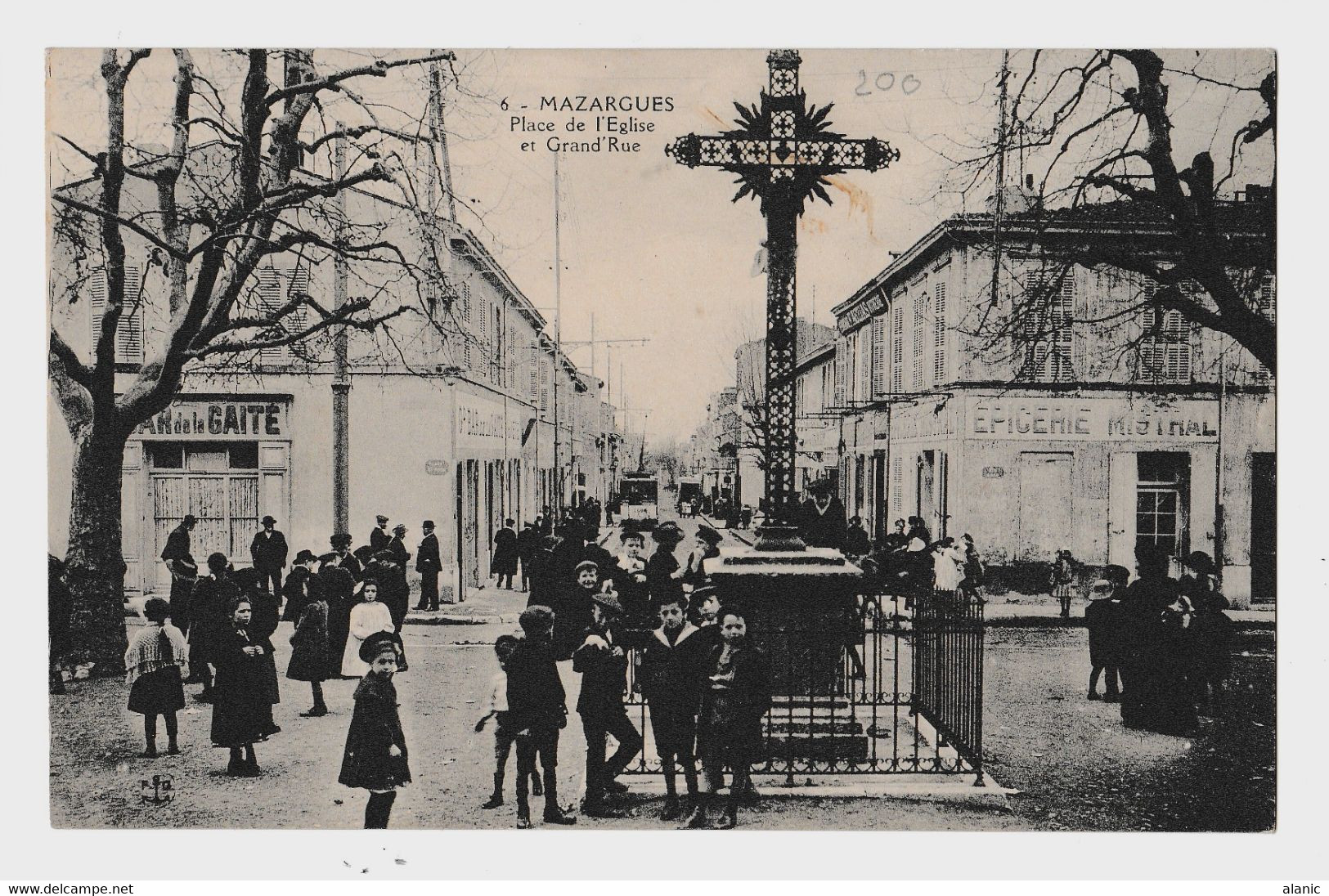 13 MARSEILLE, MAZARGUES Place De L Eglise Grand'Rue Très Animée  NON CIRCULEE/TBE RARE - Südbezirke, Mazargues, Bonneveine, Pointe Rouge, Calanque-Felsen