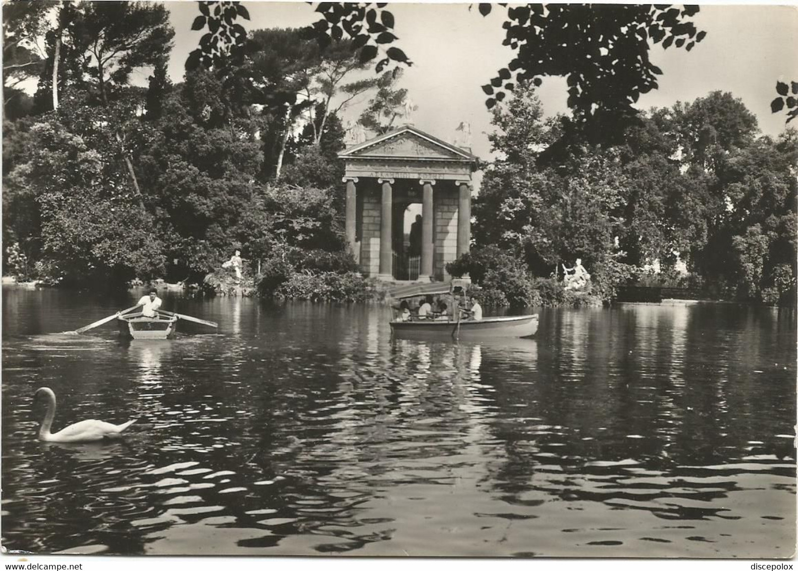 AB6021 Roma - Villa Borghese - Il Laghetto E Il Tempietto - Barche Boats Bateaux / Non Viaggiata - Parken & Tuinen