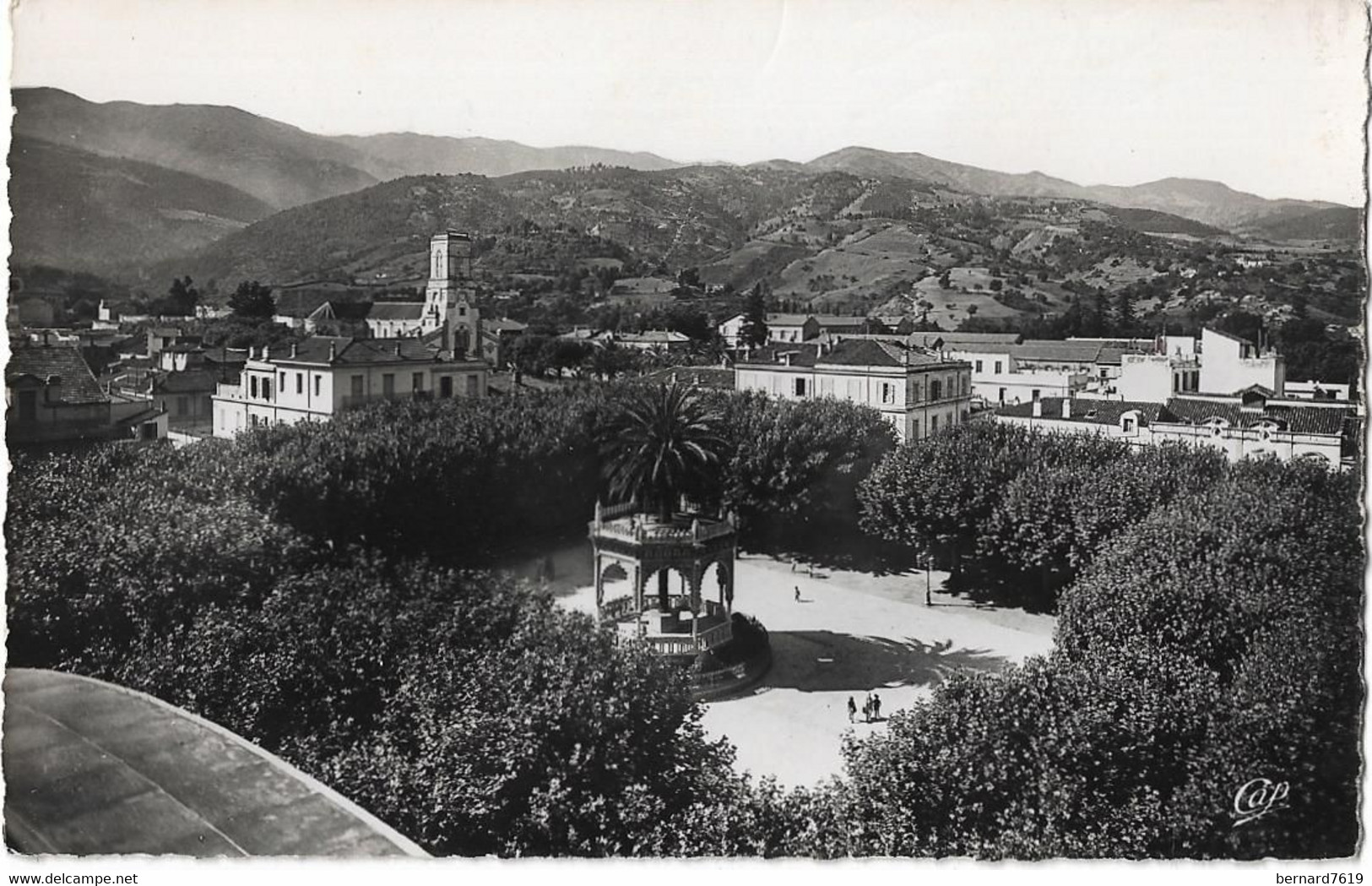 Algerie  -  Blida  -  Vue Sur La Place  D'armes  Vers L'atlass - Blida